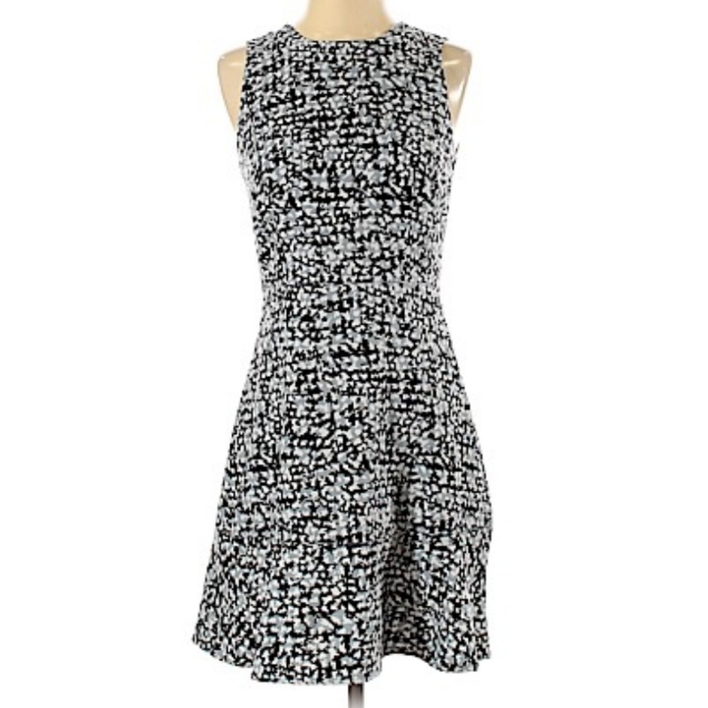 Banana Republic Black and White Fun and Flirty A Line Print Dress Size 2